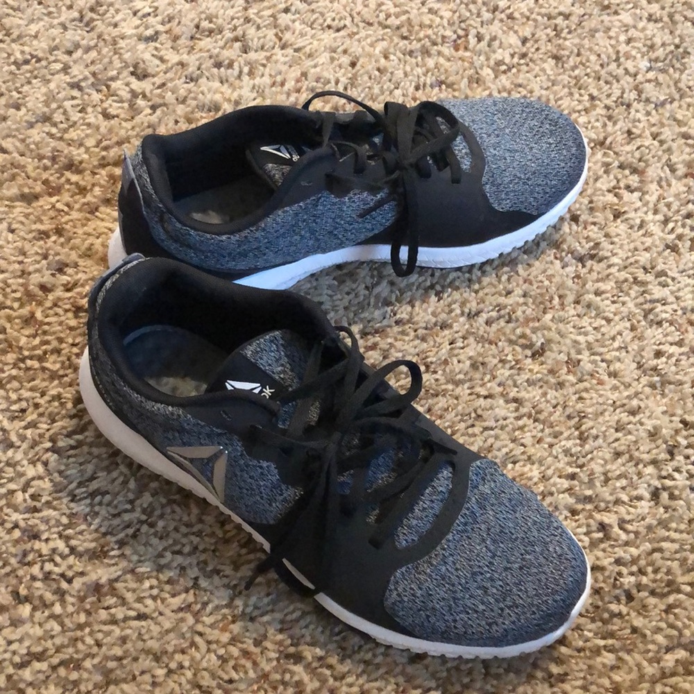 WOMENS Reebok cross training shoes